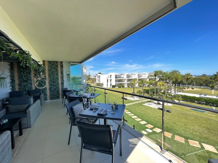 Castle Veranda 2