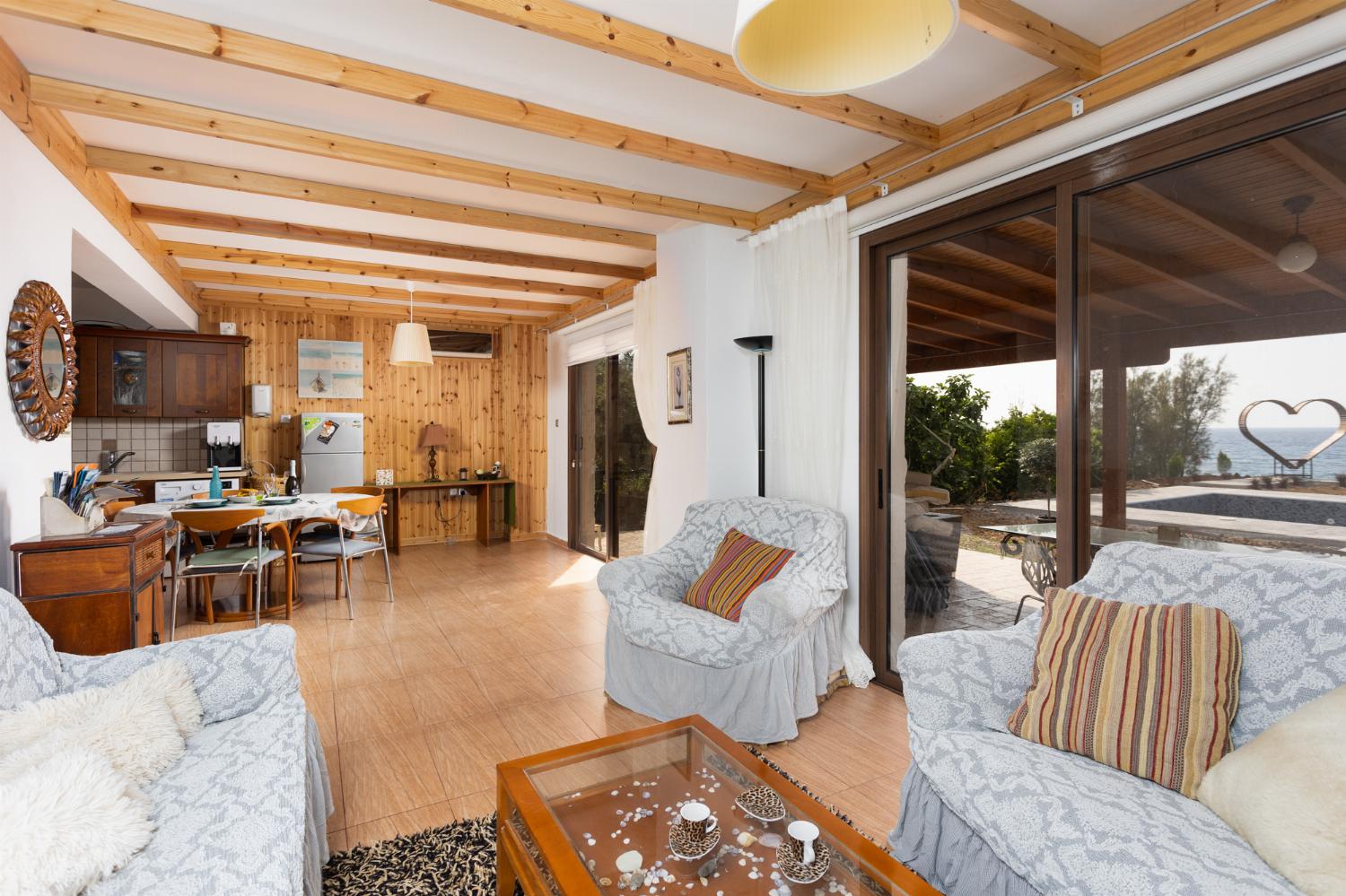 Villa Outopía paralías