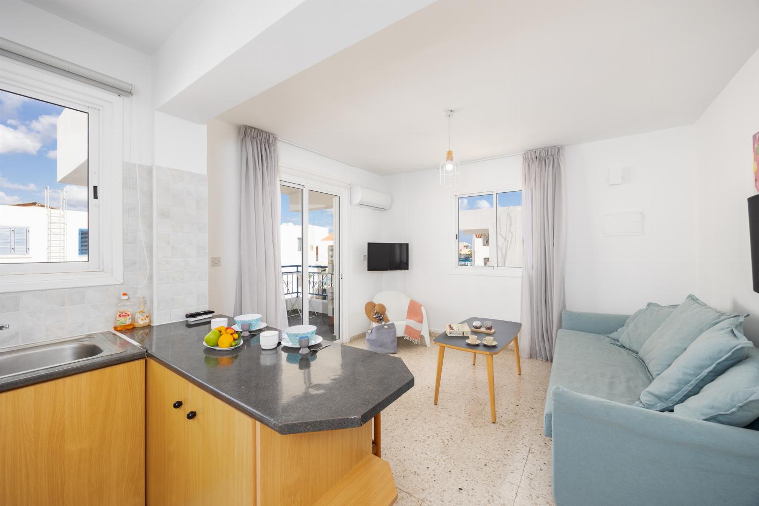 Latchi Aqua Apartment